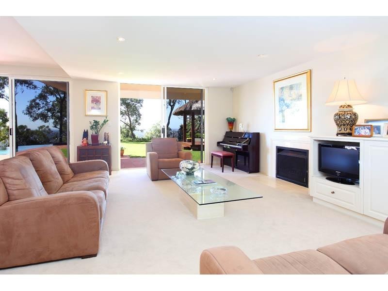6 Granite Park Drive, The Gap QLD 4061