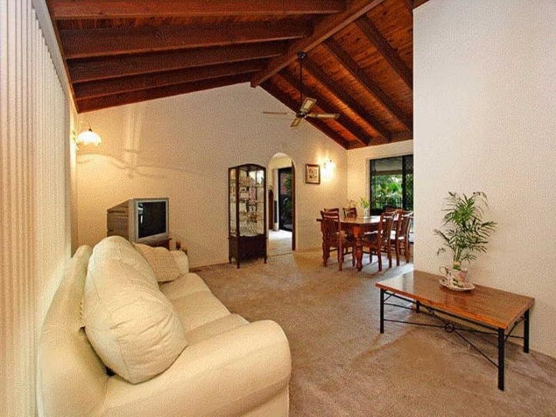 51 Parton Street, Stafford Heights QLD 4053