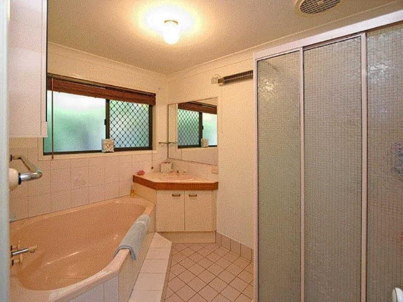 51 Parton Street, Stafford Heights QLD 4053