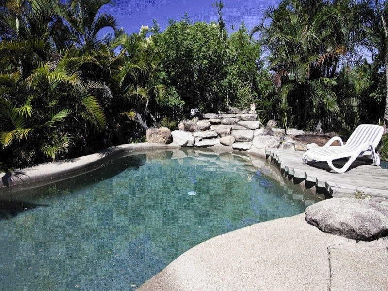 51 Parton Street, Stafford Heights QLD 4053