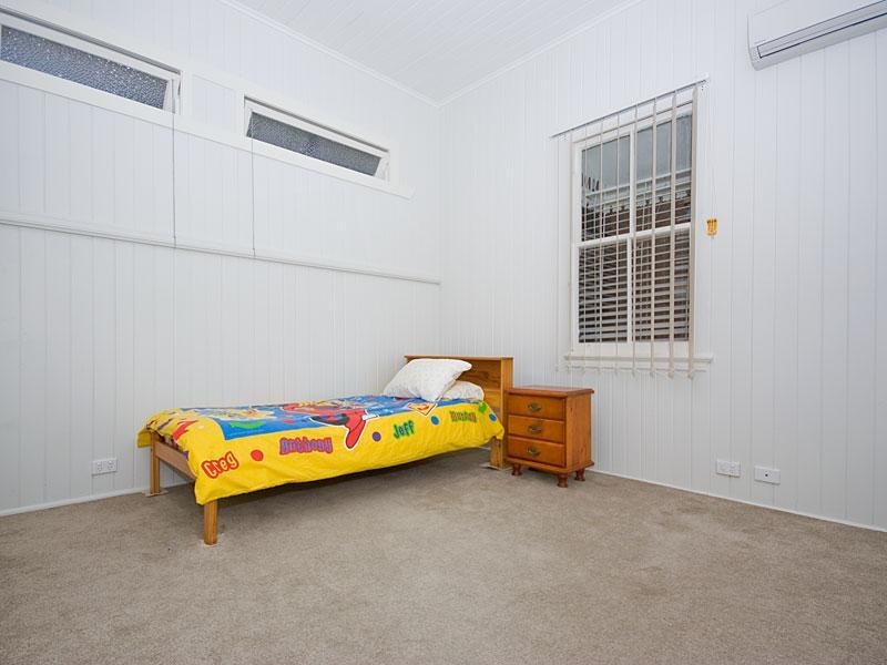 45 Holmesbrook Street, Ashgrove QLD 4060