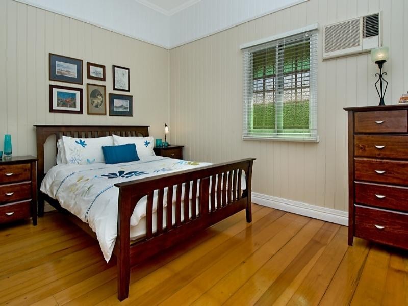 2 Meecham Street, Grange QLD 4051