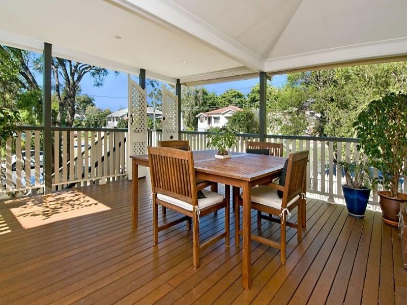 2 Meecham Street, Grange QLD 4051