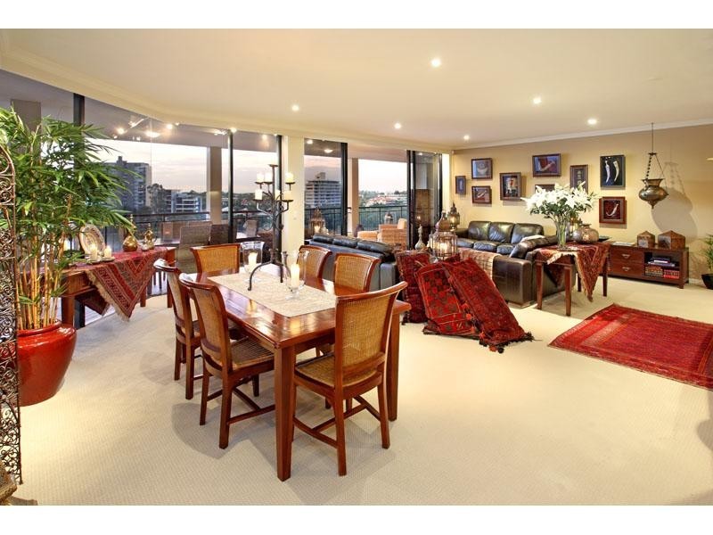 241 Wellington Road, East Brisbane QLD 4169