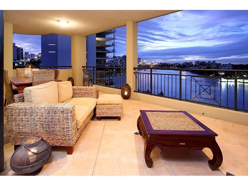 241 Wellington Road, East Brisbane QLD 4169