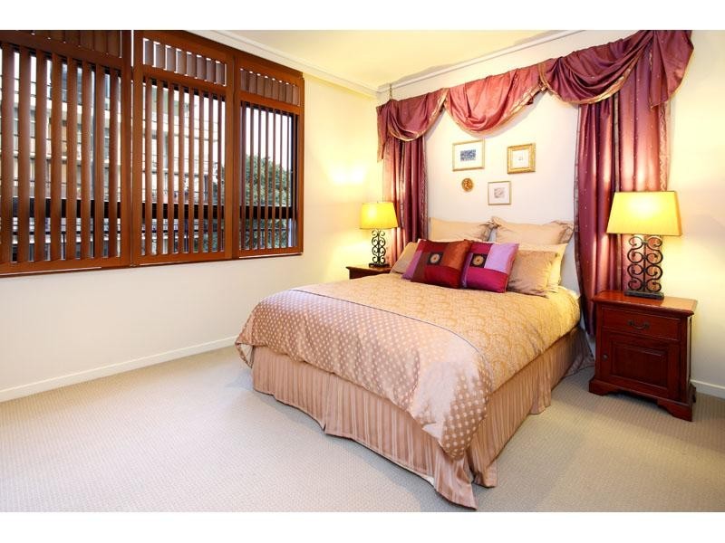 241 Wellington Road, East Brisbane QLD 4169