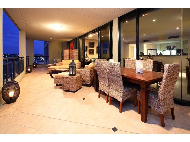 241 Wellington Road, East Brisbane QLD 4169