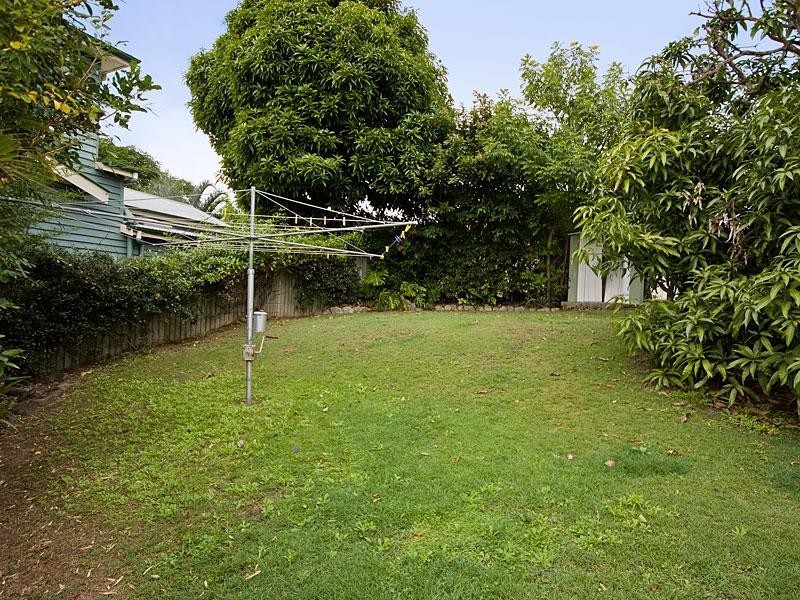 26 Hebe Street, Bardon QLD 4065