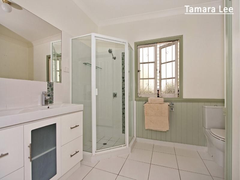 30 Federal Street, Red Hill QLD 4059
