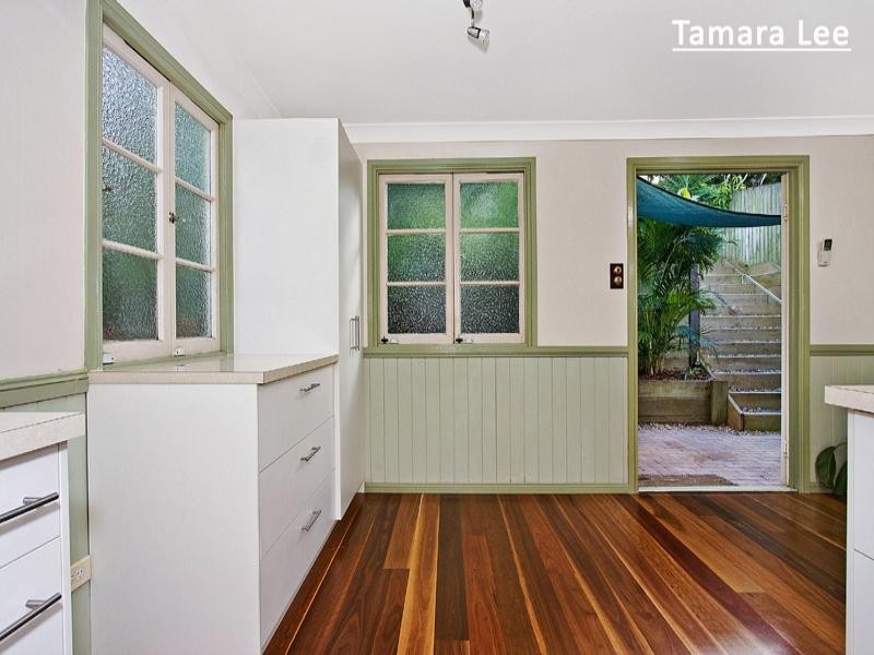 30 Federal Street, Red Hill QLD 4059