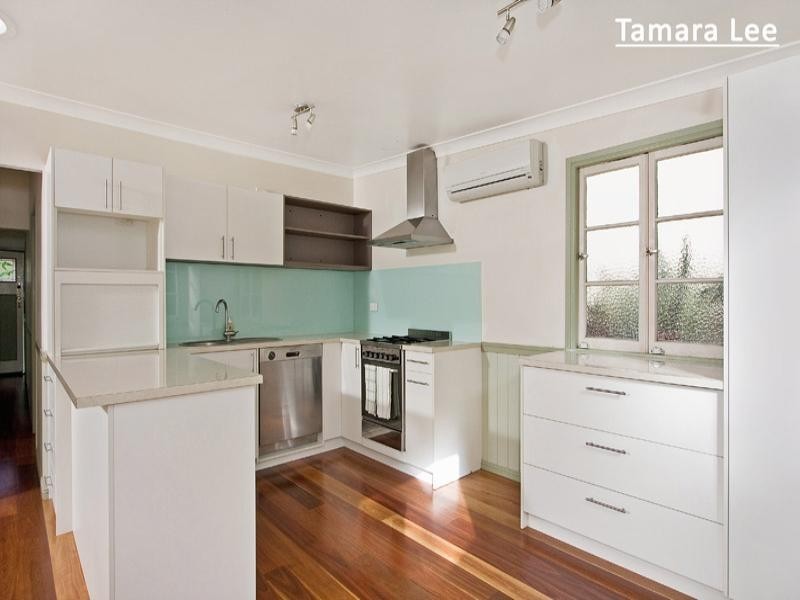 30 Federal Street, Red Hill QLD 4059