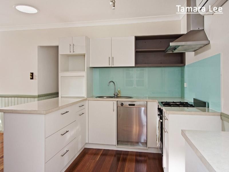 30 Federal Street, Red Hill QLD 4059