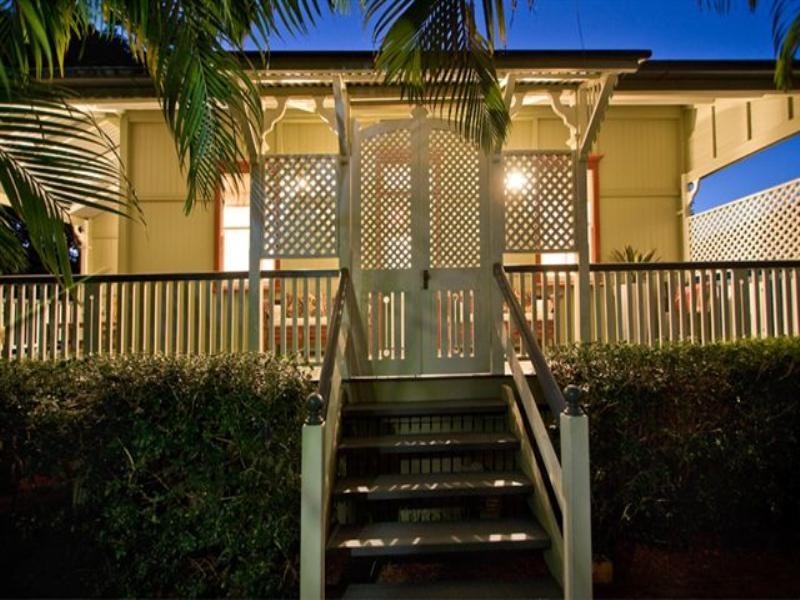 45 Mornington Street, Red Hill QLD 4059