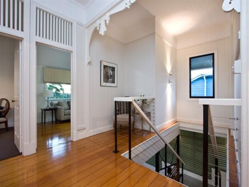 45 Mornington Street, Red Hill QLD 4059