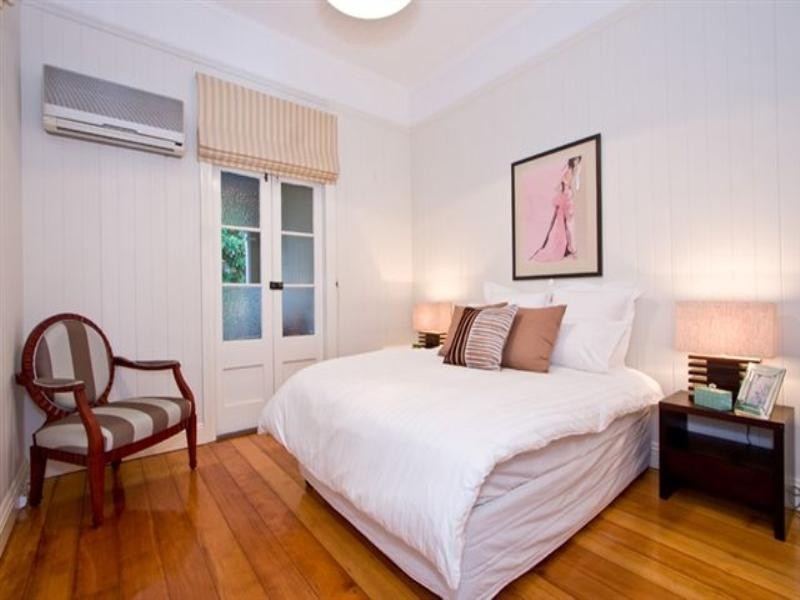 45 Mornington Street, Red Hill QLD 4059