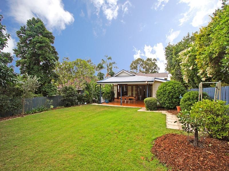 34 Mahara Street, Bardon QLD 4065