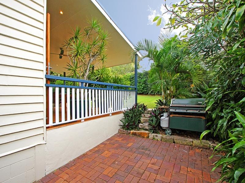 34 Mahara Street, Bardon QLD 4065