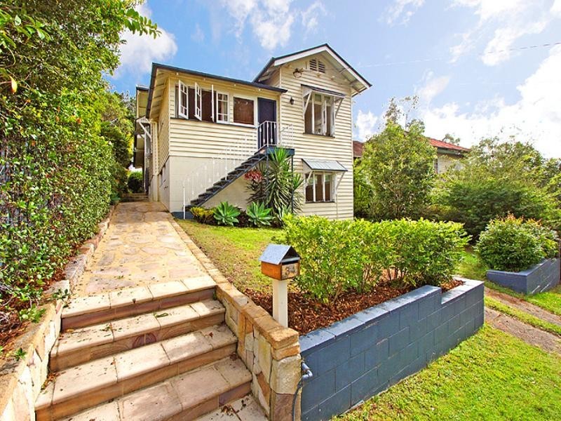 34 Mahara Street, Bardon QLD 4065