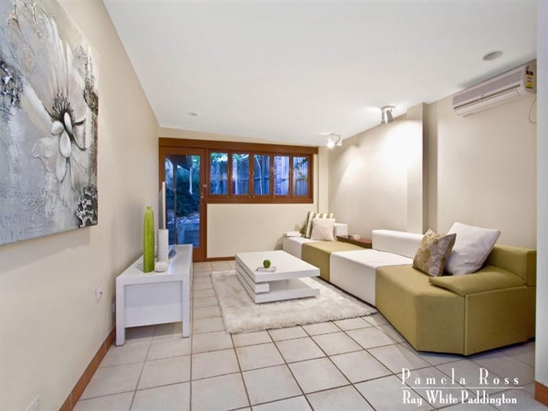 1233 Waterworks Road, The Gap QLD 4061