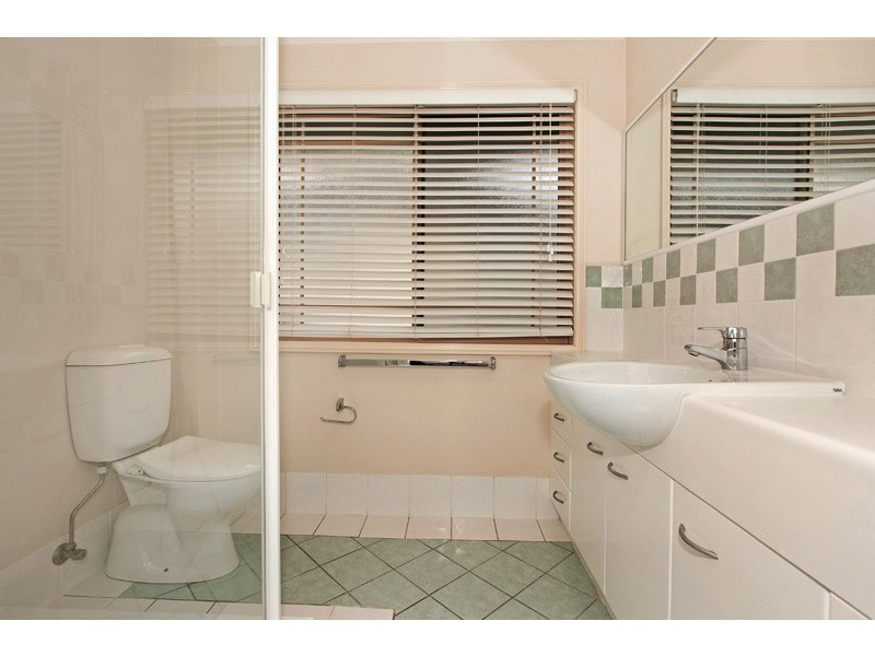 36/360 Simpsons Road, Bardon QLD 4065