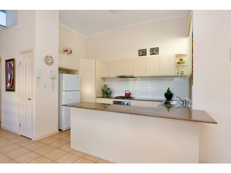 4/32 Maryvale Street, Toowong QLD 4066