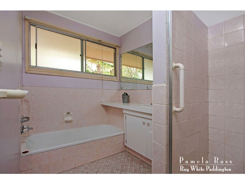 24 Twilight Street, Kenmore QLD 4069