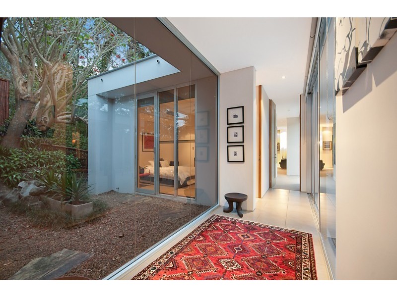 71 Outlook Crescent, Bardon QLD 4065