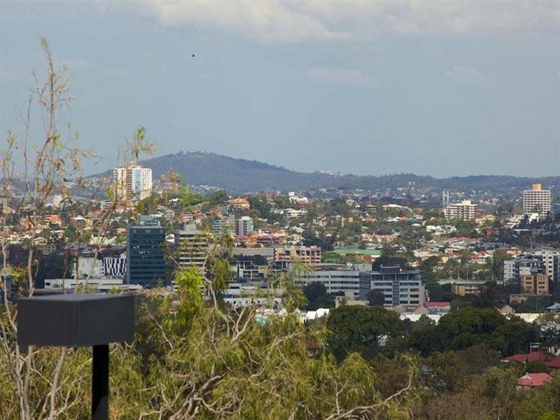 17 Garfield Drive, Paddington QLD 4064