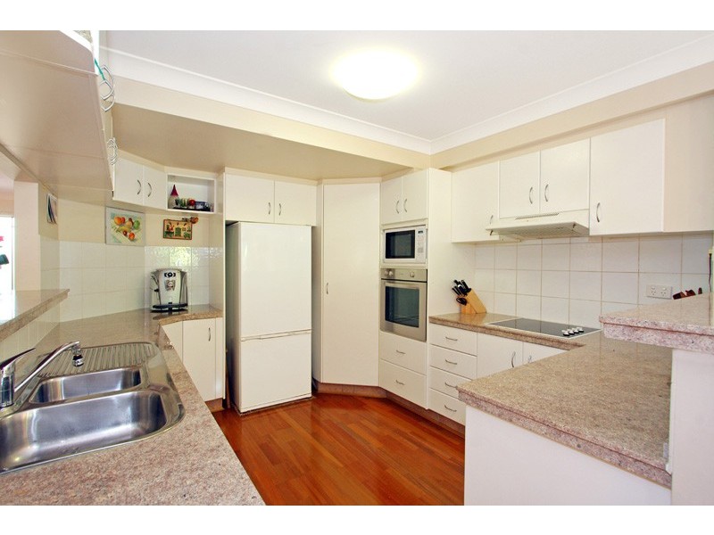 32/28 Carwoola Street, Bardon QLD 4065
