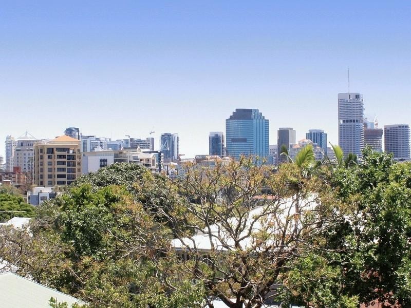 East Brisbane QLD 4169