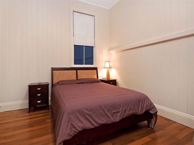 2/12 Sheriff Street, Brisbane QLD 4000