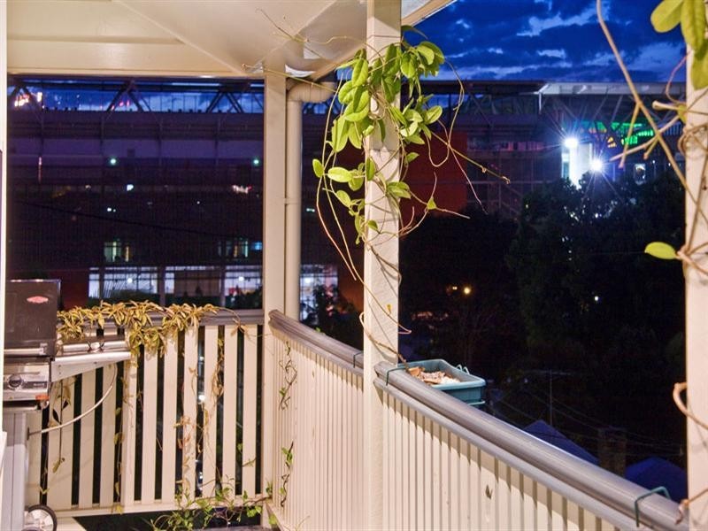 2/12 Sheriff Street, Brisbane QLD 4000