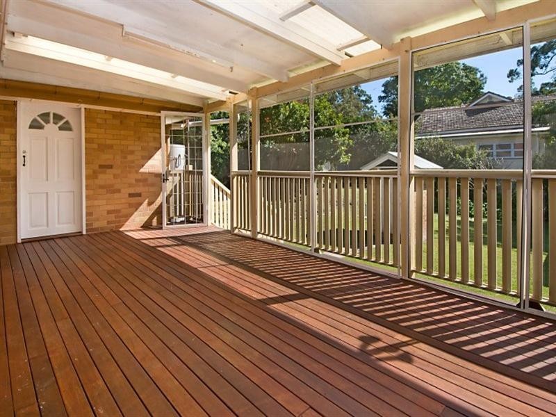 18 Clarke Street, Bardon QLD 4065