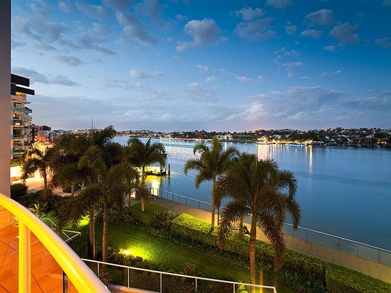 302/1 Gray Street, New Farm QLD 4005