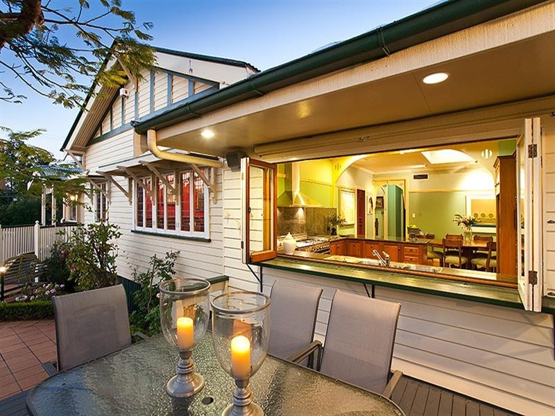 16 Kew Street, Indooroopilly QLD 4068