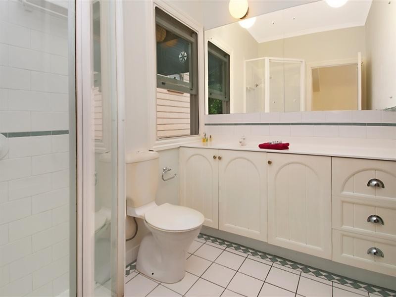 21 Crown Street, Brisbane QLD 4000