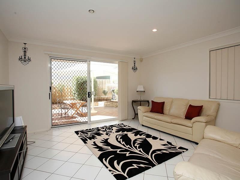 28 Halleys Crescent, Bridgeman Downs QLD 4035