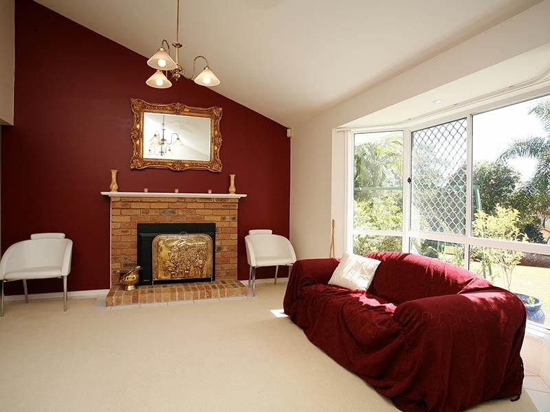 28 Halleys Crescent, Bridgeman Downs QLD 4035