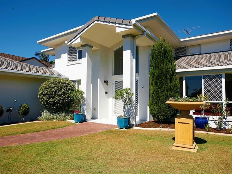 28 Halleys Crescent, Bridgeman Downs QLD 4035