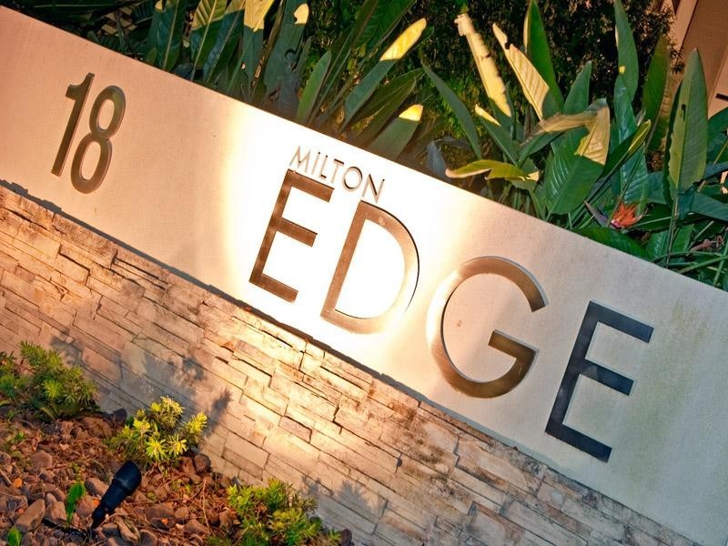 1101/18 Manning Street, Milton QLD 4064