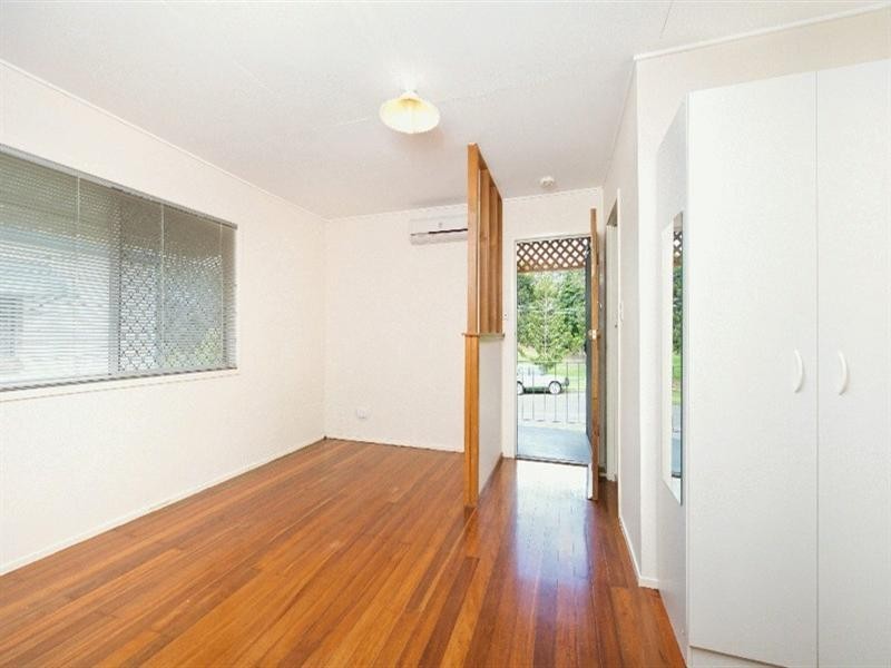 2/34 Praed Street, Red Hill QLD 4059