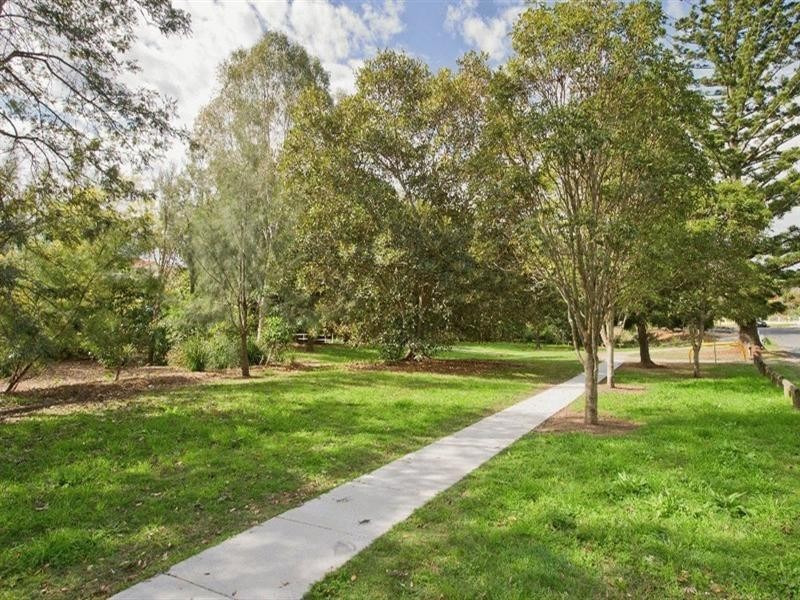 2/34 Praed Street, Red Hill QLD 4059