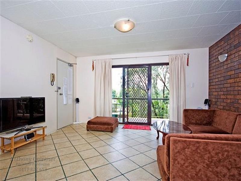 2/32 Hetherington Street, Herston QLD 4006