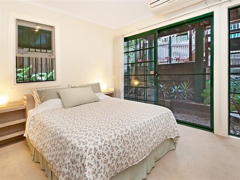 21 Crown Street, Brisbane QLD 4000