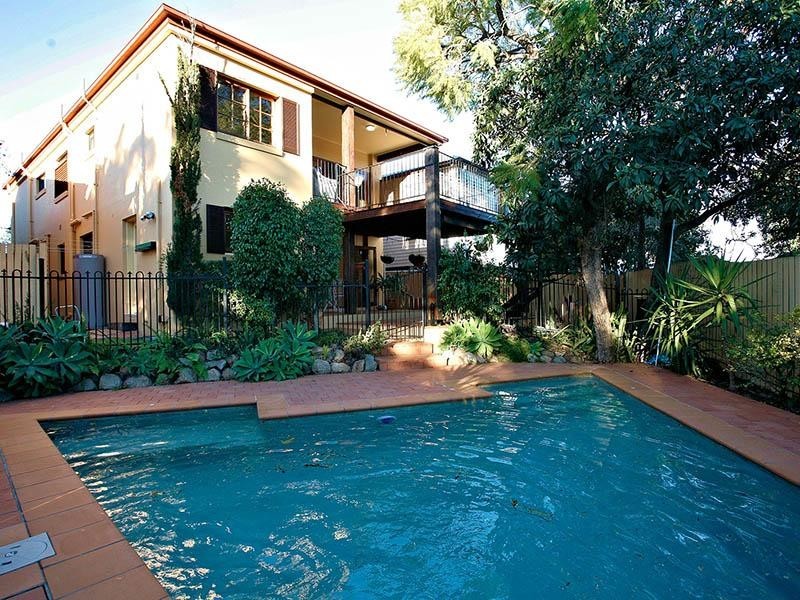 12 Fernberg Road, Paddington QLD 4064