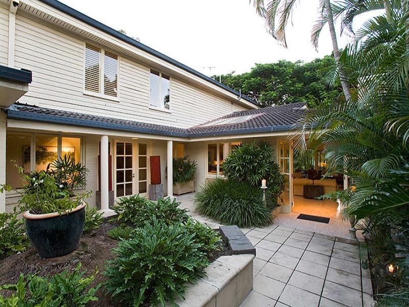 27 Sutton Street, Chelmer QLD 4068