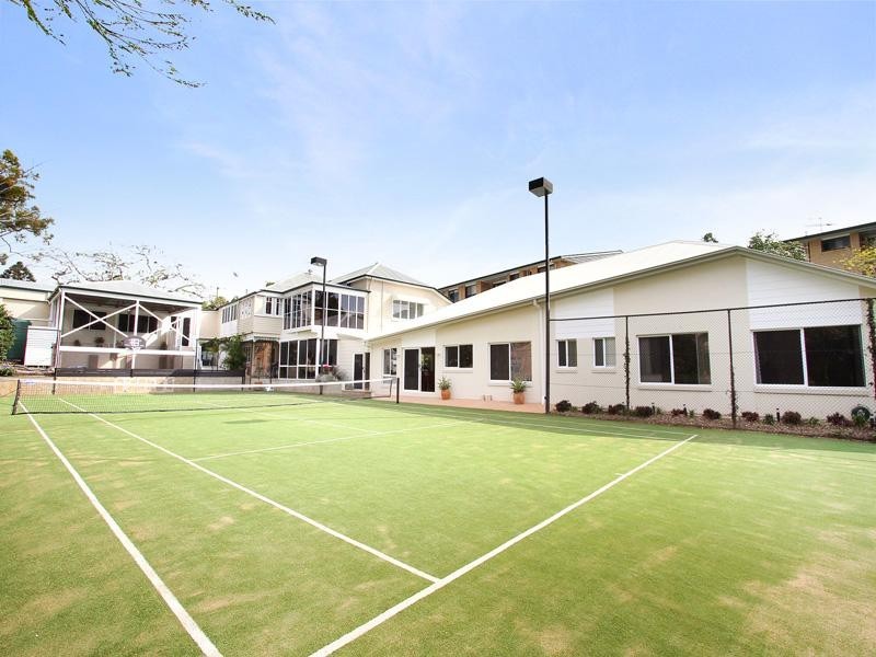 66 Lambert Road, Indooroopilly QLD 4068
