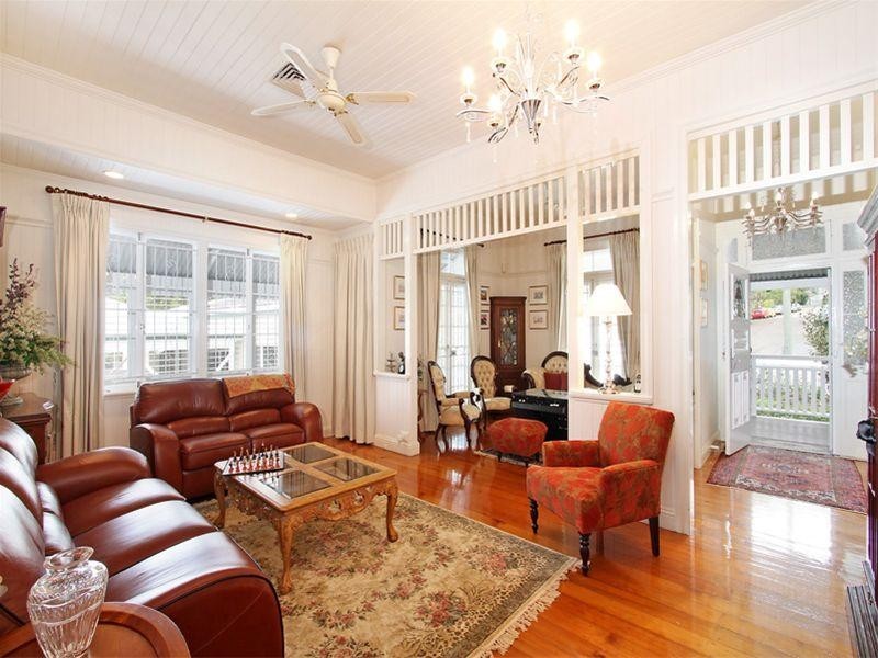 66 Lambert Road, Indooroopilly QLD 4068