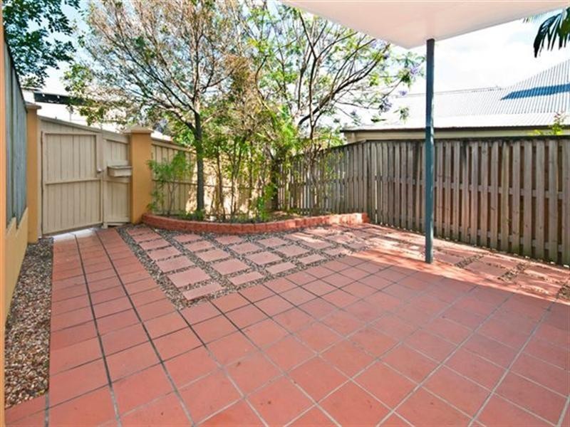 16 Boys Street, Paddington QLD 4064