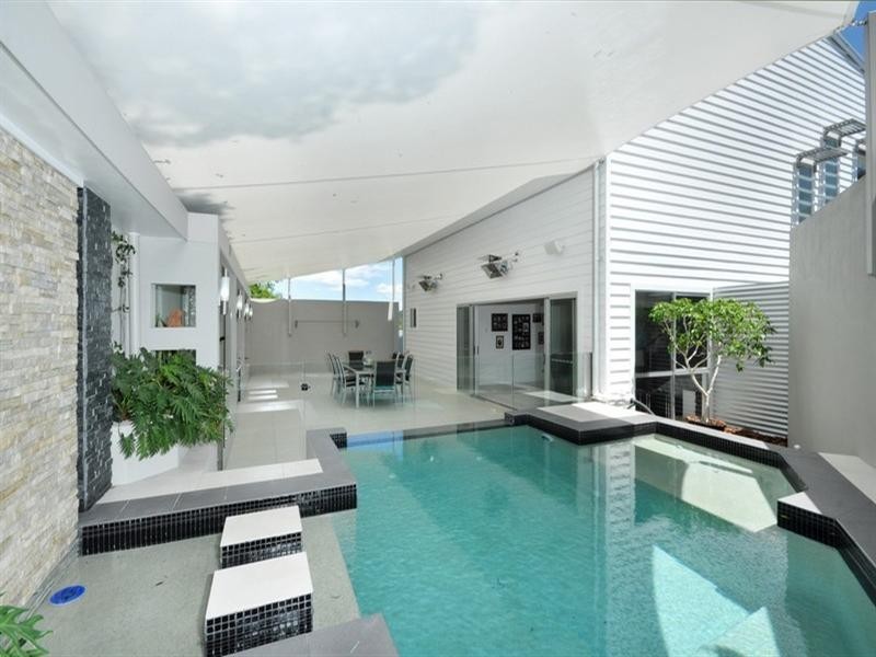 7a Angus Street, Bardon QLD 4065